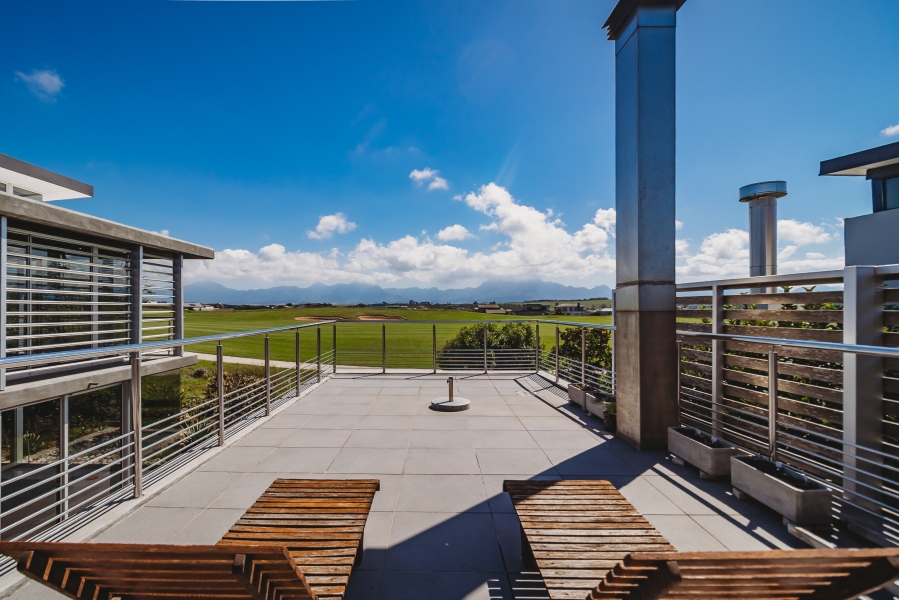 4 Bedroom Property for Sale in Oubaai Western Cape